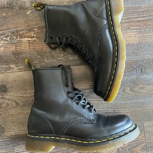 doc Martens size 6